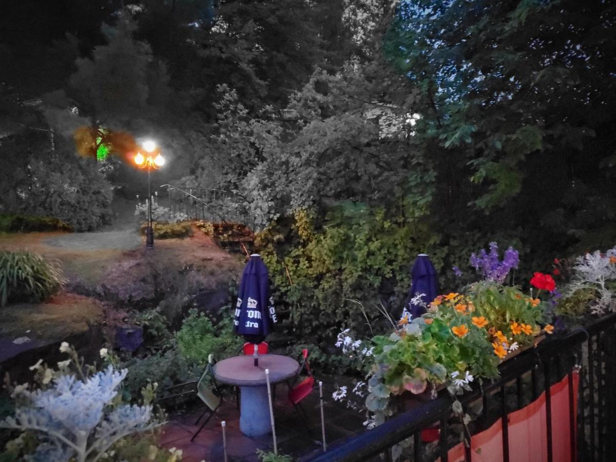 Chicoutimi Gite Au P'Tit Manoir B&B المظهر الخارجي الصورة